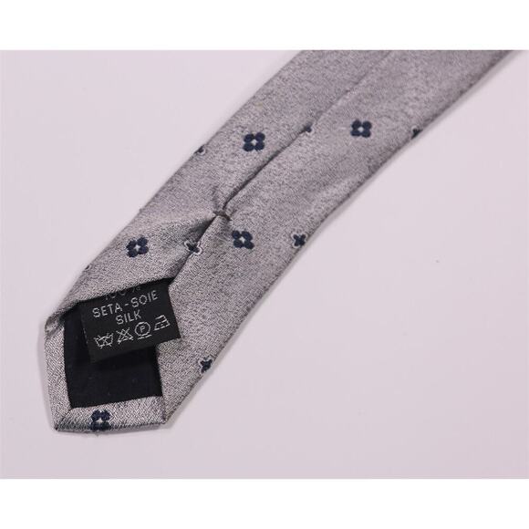 Gianni Versace Vintage 90's Silver Gray Floral Medusa Silk Necktie Tie - Picture 7 of 7